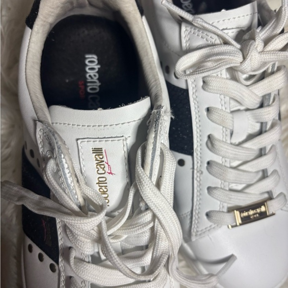 White Sneakers with‎ Black and Gold Accents Roberto Cavalli sport - Picture 8 of 12